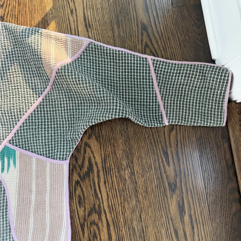 Namai: The Ladhiya Quilted Patchwork Kantha - Picture 5 of 13